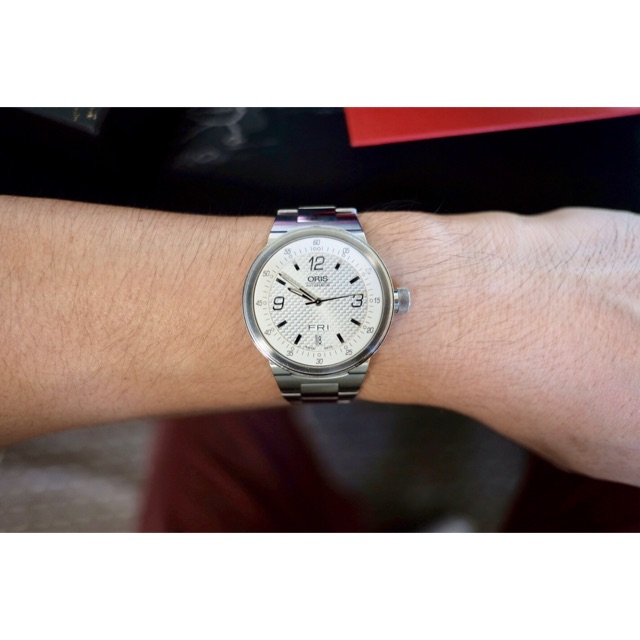 นาฬิกา ORIS F1 หน้าปัด Kevlar สีขาว