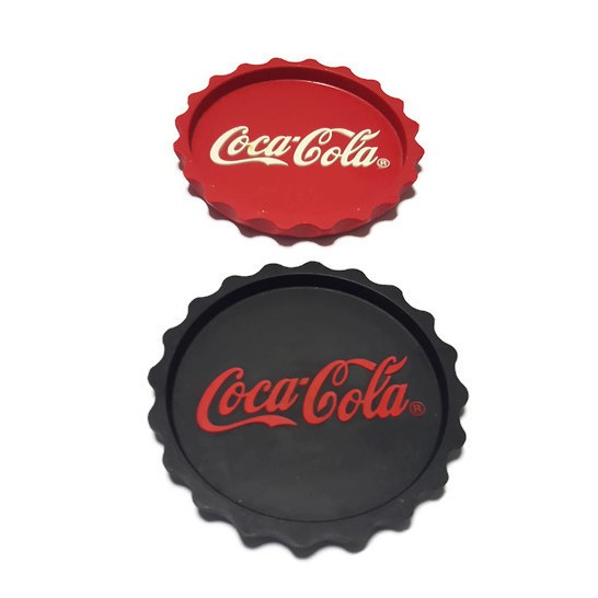 ของสะสมโค๊ก จานรองแก้ว (2 ชิ้น)  รูปฝาจีบ Coca-Cola ของแท้ (มือสอง)