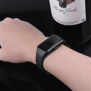 สร้อยข้อมือเปลี่ยนสายรัดซิลิโคนสําหรับ Huawei Band 6 7 8 9 10 11 Pro / Honor Band 7 6
