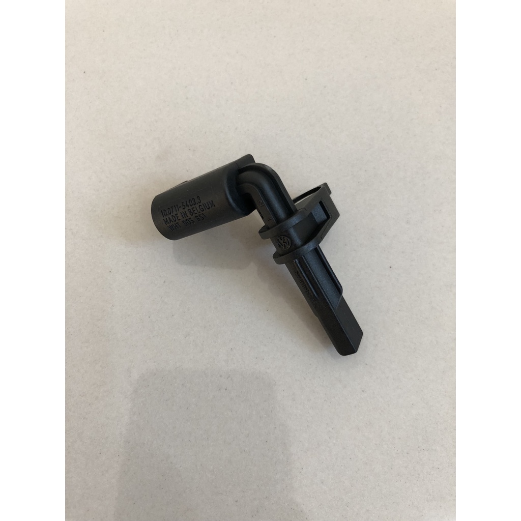 Speed sensor Porsche Cayenne 958 / ABS sensor Porsche Cayenne 958 / สปีดเซนเซอร์ ปอร์เช่ คาเยน 958