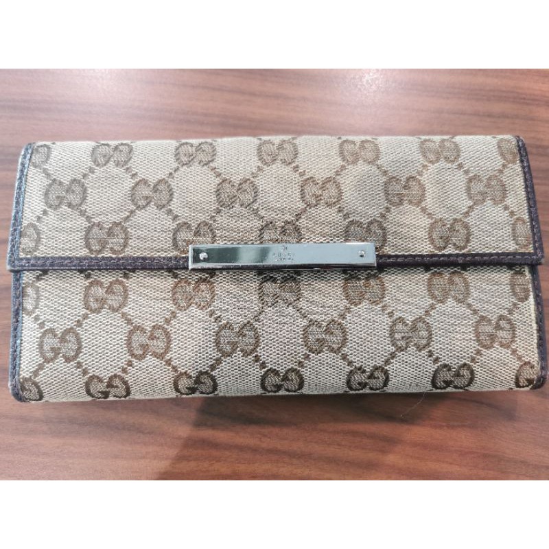 กระเป๋าใบยาว Gucci ของแท้ มือสอง