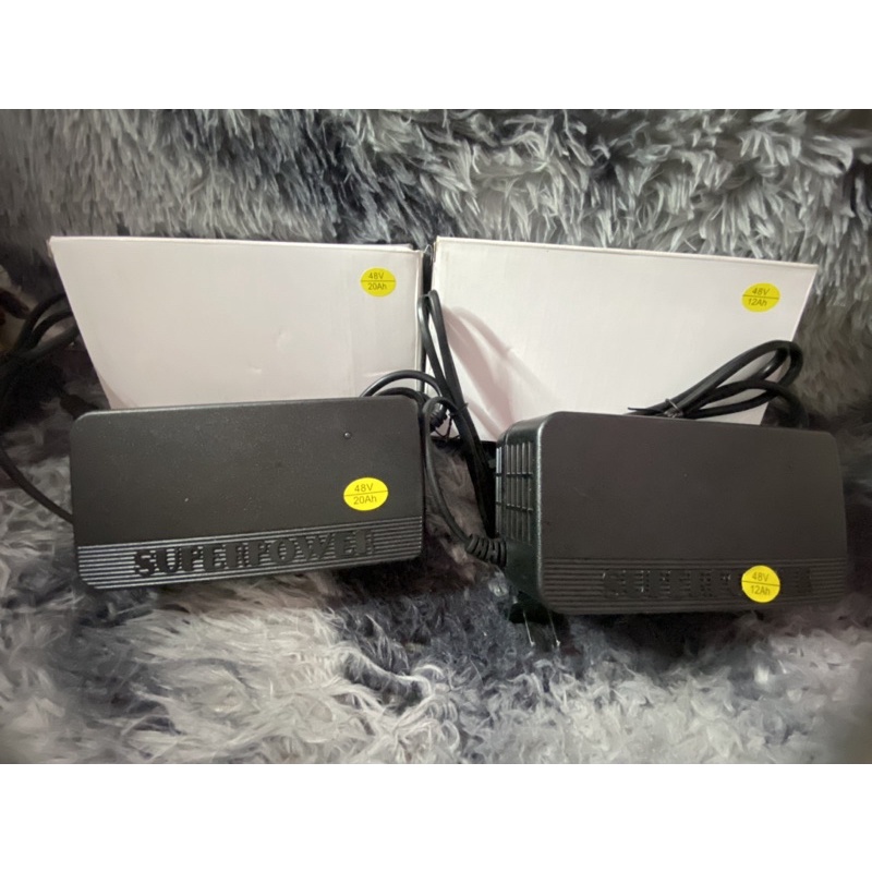 ที่ชาร์จแบตเตอรี่รถไฟฟ้า 48v12ah และ 48v20ah