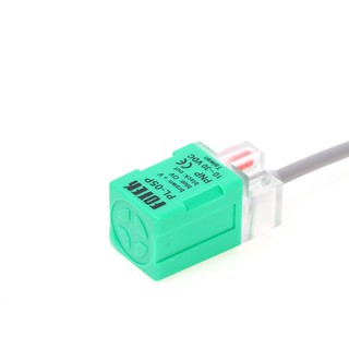 เซนเซอร์รุ่น PL-05P ระยะจับ 5mm จับโลหะ 3สาย PNP NO 10V-30V