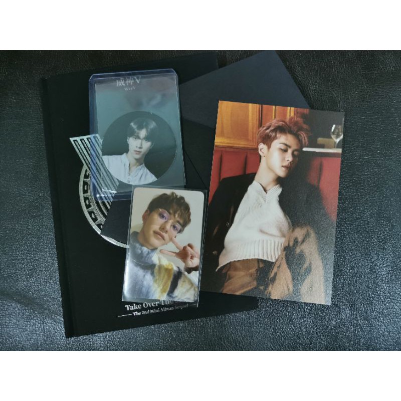 อัลบั้ม wayv -​ take over to the moon sequel