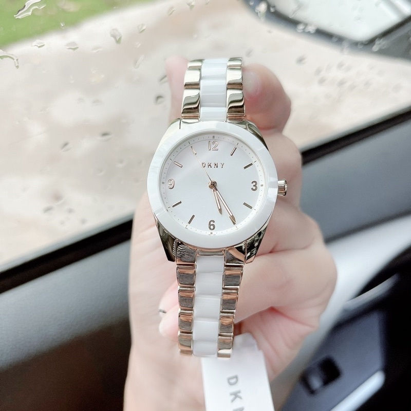 (ผ่อน0%) นาฬิกา DKNY Ladies NY2907 Gold Stainless Steel Quartz Watch เซรามิกขาว/สแตนเลสสีทอง ✔️หน้าปัด 34 มม.