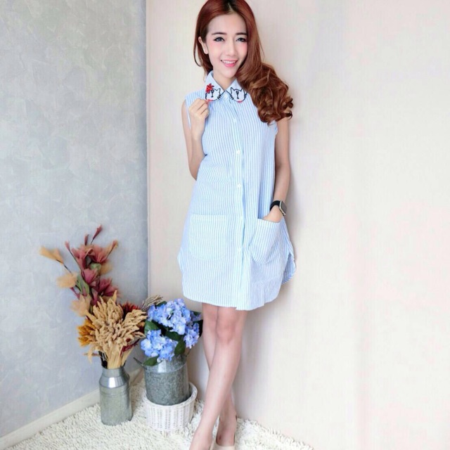 เดรสเชิ้ตลายริ้วปกแมวเมี้ยว สีตามแบบ   ค่ะ   อก38"  ยาว33   ส่ง  250.- Vip : 220.-