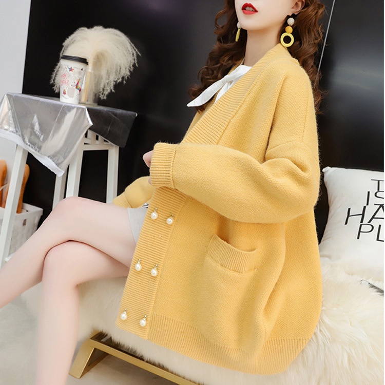 CV พร้อมจัดส่ง เสื้อคลุมกันหนาวไหมพรมผู้หญิงแขนยาว เสื้อคาร์ดิแกน cardigan เกาหลีพร้อมกระดุมมุก