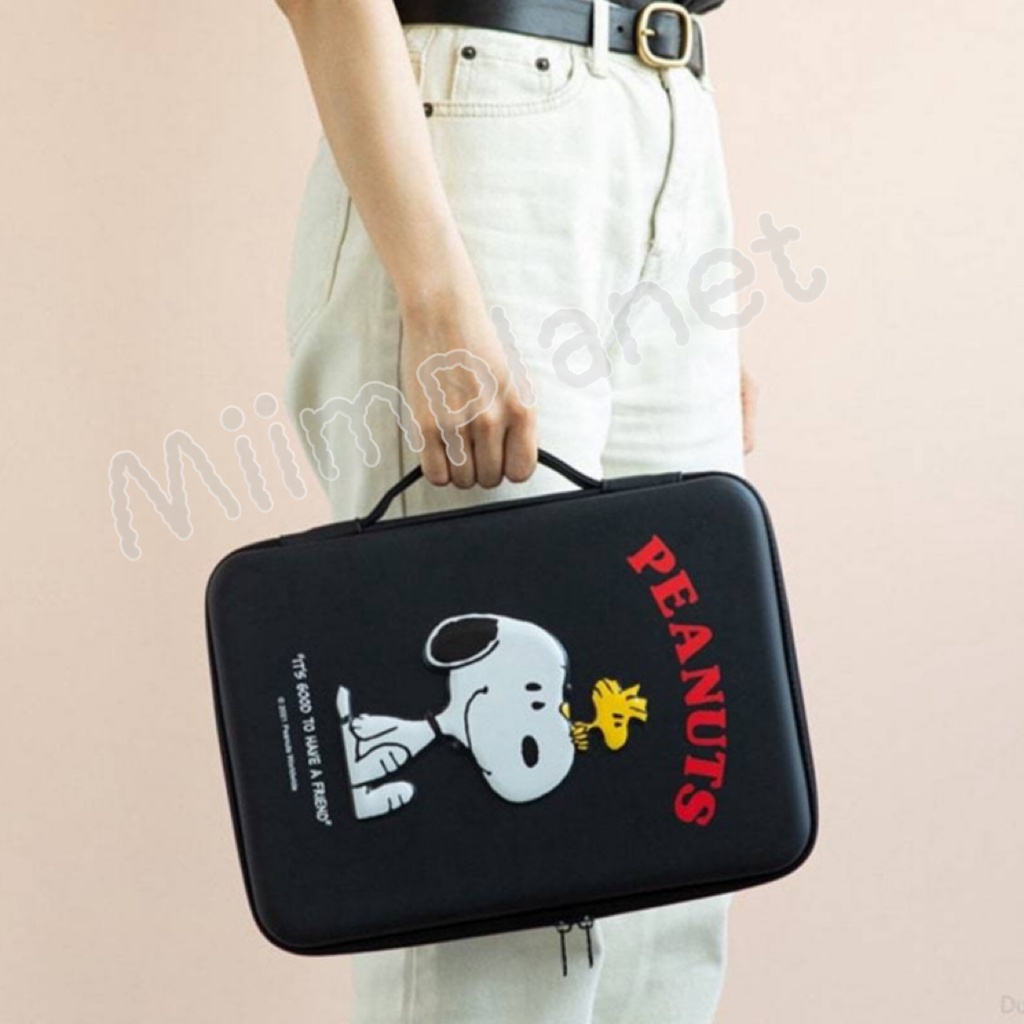 (พร้อมส่ง) กระเป๋าสำหรับไอแพด หูหิ้ว กันน้ำ ช่องเยอะ 11” EVA soft case Snoopy สนูปปี้ กระเป๋าใส่ไอแพด tablet