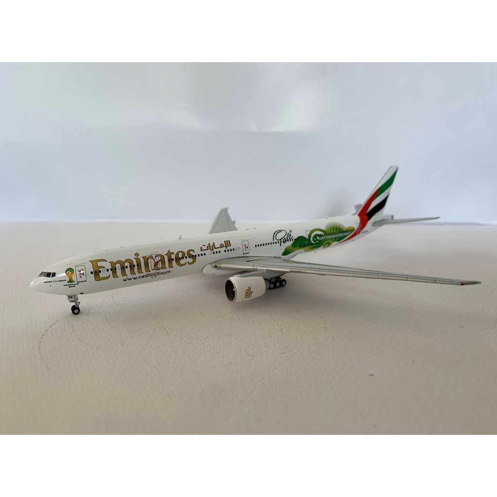 โมเดลเครื่องบินเหล็ก B777-300ER	Emirates	A6-EGE	Gemini Jets