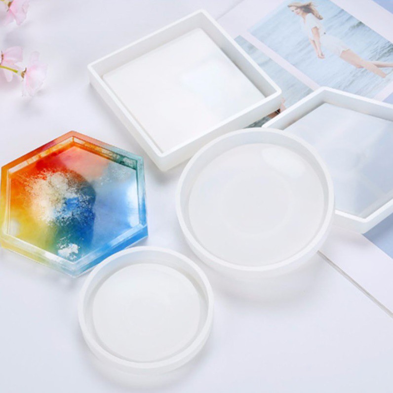 พร้อมส่ง!! แม่พิมพ์ซิลิโคน แผ่นรองแก้ว แบบมีขอบ วงกลม สี่เหลี่ยม ก้อนเมฆ หัวใจ ดอกไม้ (04DY005)