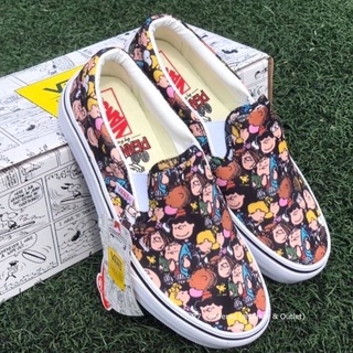 Slip On  x Peanuts The Gang Black สินค้าพร้อมกล่อง มีเก็บปลายทาง