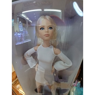 ตุ๊กตาบาร์บี้ barbie Doll สาวผมบรอนด์