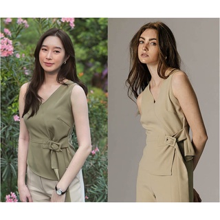 Tiya Design TWIG TOP เสื้อแขนกุดมีดีเทลเข็มขัดตรงเอว
