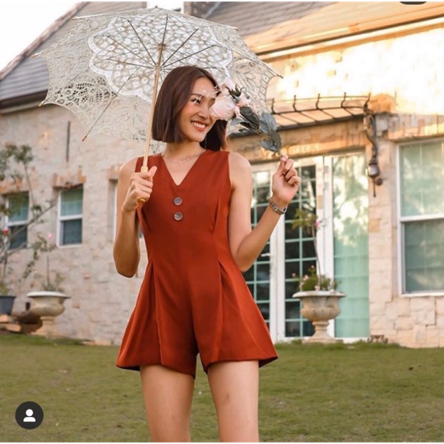จั้มสูท จากร้าน loonnystore