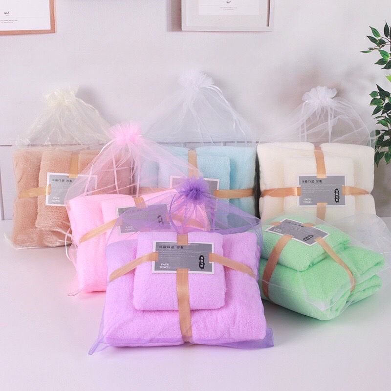 365mallshop XD9(ร้านไทย)[ผ้าชุดเช็ดตัวขนเป็ด(70X140cm)+ผ้าเช็ดผม(35x75CM)] พร้อมใส่ถุงแก้ว(ผ้าเช็ดตัวและชุดคลุมอาบน้ำ)