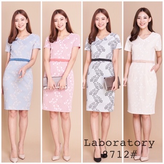 ลด 130.- ขั้นต่ำ 1,000.- พิมพ์"WYEYAY"เดรสคอวีผ้าลูกไม้อัดกาว  Dress#8712 ชุดลูกไม้ ชุดไปงาน