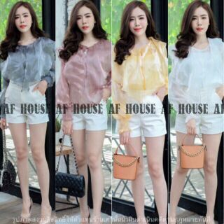 งานป้าย AF HOUSE เสื้อคอกลม แต่งระบายช่วงบ่าและคอ1ชั้น