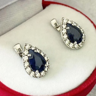 Q6410 ต่างหูพลอยไพลินแท้ ( Blue sapphire ) แบบอิงลิชล็อค ตัวเรือนเงินแท้ 925 ชุบทองคำขาว