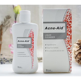 Acne Aid Liquid Cleanser 100 ml ผลิตภัณฑ์ทำความสะอาดผิวหน้าสำหรับผิวมัน ( Acne-Aid สีแดง)