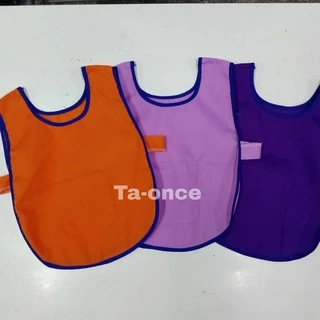 เสื้อกันเปื้อนเด็กอนุบาล เอี้ยมเด็กอนุบาล กว่า 20 สี พร้อมส่ง เสื้อกันเปื้อนเด็ก (KD170)