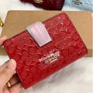 COACH MEDIUM CORNER ZIP WALLET ((25937))