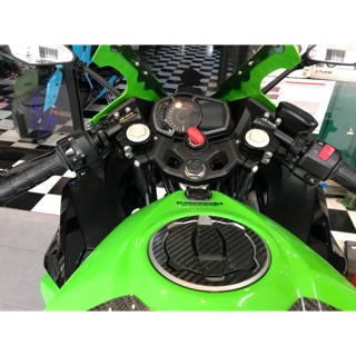 แฮนดทรงหมอบ ใส่Ninja 400สีดำ