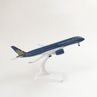 โมเดลเครื่องบิน  Vietnam Airlines A 350 ขนาด 20 ซม. ทำด้วยเหล็กอัลลอย มีขาตั้งโชว์ให้ สวย งานละเอียด - ของขวัญ ของเล่น