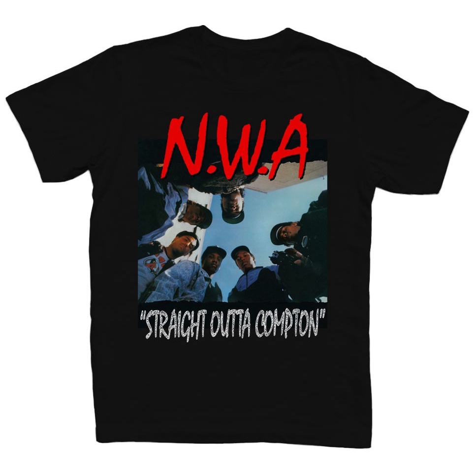 เสื้อยืดผ้าฝ้าย เสื้อยืดผ้าฝ้ายสีดําพิมพ์ Nwa Straight Outta Compton สําหรับผู้ชาย