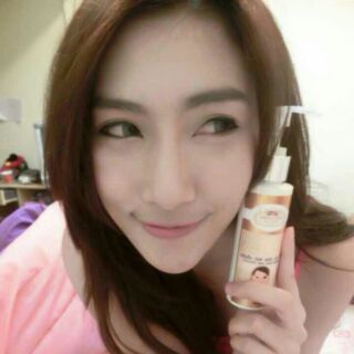 Cleansing Milk Clear Make Up

คลีนซิ่ง มิลค์ เคลีย เมค อัพ by บล็อคสิว