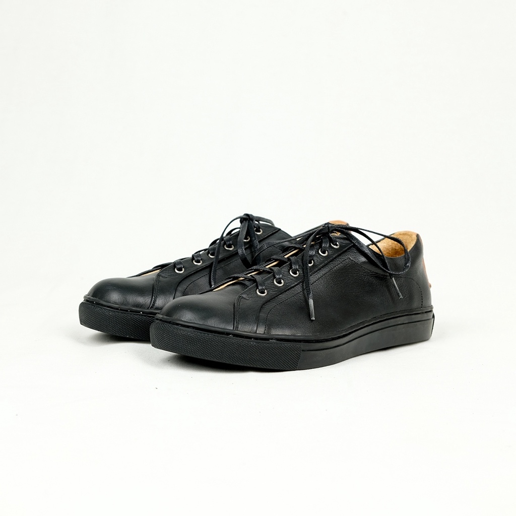 Moonlife Life Sneaker  – Black all รองเท้าหนังวัวแท้ ราคา ถูกที่สุด ดีลบีเคเค แกลเลอรีภาพที่ 4