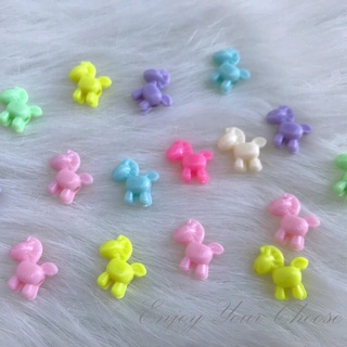 (พร้อมส่ง)ลูกปัดรูปม้าคละสีหวาน พาสเทล(แพ็ค50ชิ้น)