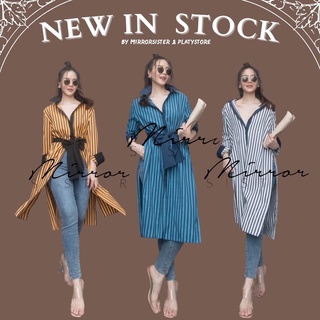 Evi Striped Long ShirT•• เสื้อเชิ้ตยาวผ่าข้างเอว เพิ่มดีเทลเก๋ๆด้วยการใช้ผ้าลายทางลง ส่วนคอปก สาปตรงกระดุม และปลายแขน