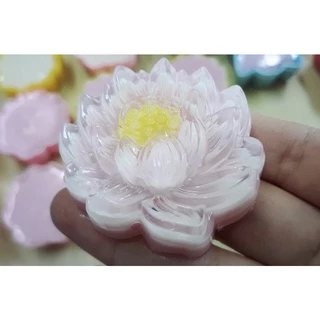 🔥[พร้อมส่ง]แม่พิมพ์ขนม พิมพ์ซิลิโคน พิมพ์วุ้น พิมพ์สบู่ รูปดอกไม้ 3 cm. (1 โหล/12 ชิ้น) RL204