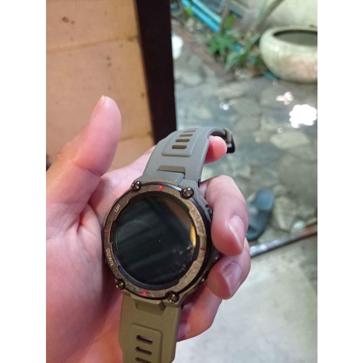 Amazefit T-rex มือสอง นาฬิกาออกกำลังกายใช้งานปกติทุกระบบ ใช้งานเอง สภาพมีรอยขนแมวนิดหน่อยพร้อมกล่อง