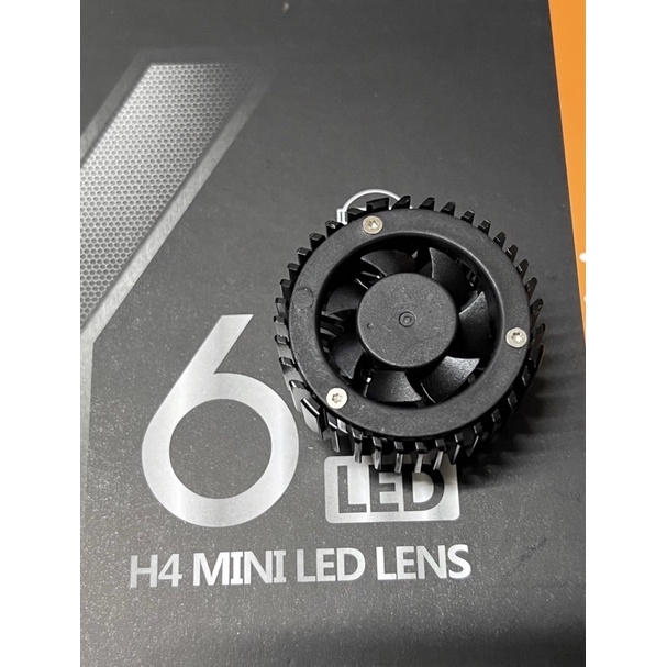 พัดลม หลอดไฟ Y6 Y8 ราคา ต่อ1 ชิ้น อะไหล่ Y6 Y8