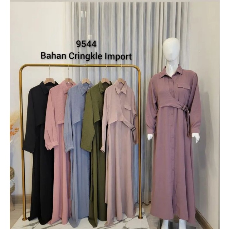 ชุดเดรสของ SIERRA SIERRA