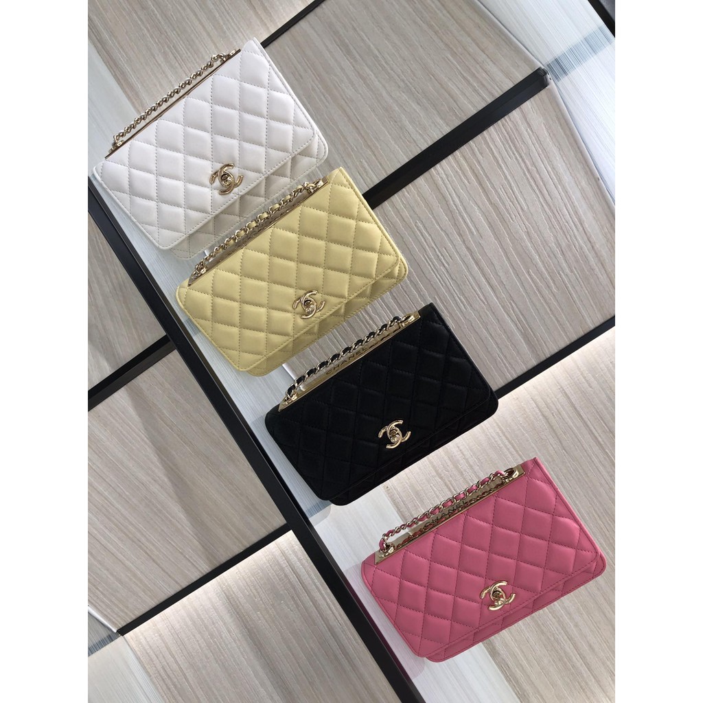 Chanel lambskin trendy CC WOC quilted crossbody shoulder bag elegant socialite party clutch high-end version