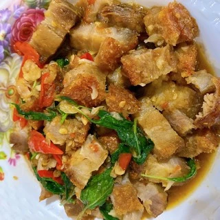 (ส่ง 18/08/69) (แบบไม่มีน้ำจิ้ม) หมูกรอบ อบ ไม่มีไขมันทำรานส์ เนื้อนุ่ม หนังกรอบ by หมูกรอบ SNOOK