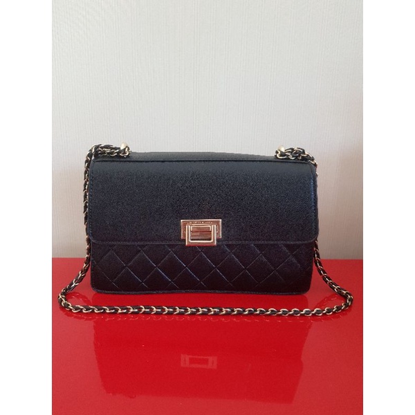 กระเป๋า CHARLES&KEITH