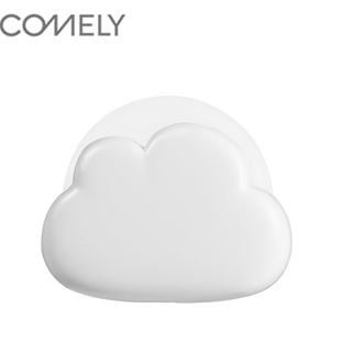 COMELY ห้องนอนเดสก์ท็อปมินิเครื่องประดับโคมไฟตั้งโต๊ะของขวัญวันเกิดใหม่สุทธิสีแดงสร้างสรรค์ชาร์จน่ารักเมฆไฟกลางคืน ไม่มีการสั่นไหวไม่มีแสงสีฟ้า สามารถใช้สำหรับการอ่านชั่วคราว ไม่กระทบคนอื่น สวิตช์ปุ่มเดียวลดแสงสี่ความเร็ว