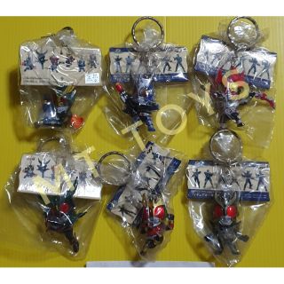 Figure Gashapon พวงกุญแจ Masked Rider ตาสะท้อนแสงได้ ครบชุด 6 แบบ ปี 2000