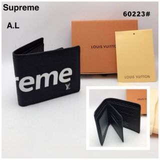 กระเป๋าสตางค์ Supreme