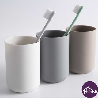 แก้วน้ำ สไตล์ญี่ปุ่น  กล่องใส่แปรงสีฟัน  ที่แขวนแปรงสีฟัน toothbrush holder【Banlu371】