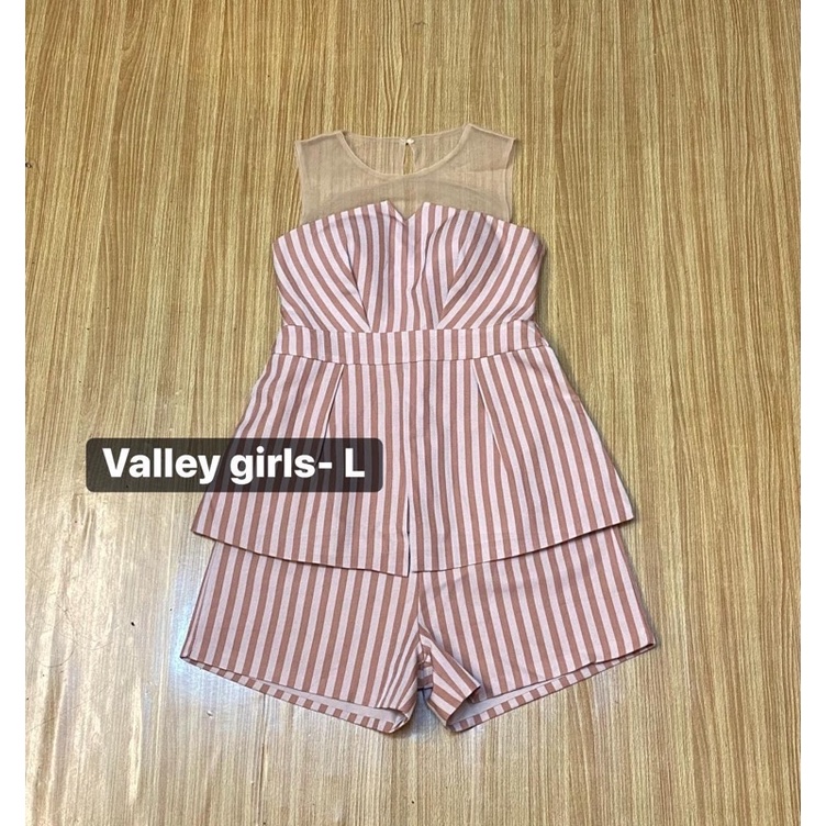 ชุดเซ็ตงานป้ายvgมือสอง