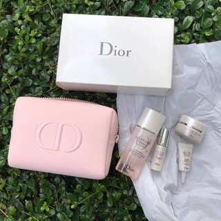 แท้ 100% Dior travel set ลดเลือนริ้วรอย คืนความสดชื่นให้ผิวดี 💖 Dior set✨