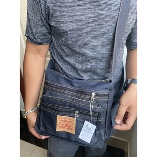 กระเป๋ายีนส์สะพายข้างวินเทจ ผู้ชายใส่เท่ห์สุดๆ ทรงซิปหน้า3ช่อง(ซักได้ไม่ยืดไม่หด สีไม่ตก)