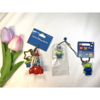 ✨สินค้ามือหนึ่ง✨ พวงกุญเเจ Green men (Disney land/Disney store/Lego land)