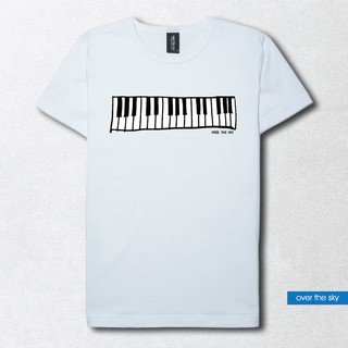 over the sky T-shirt กราฟฟิค เสื้อยืดคอกลม - เปียโน Piano