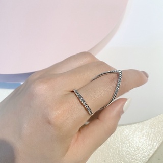 Risara | Pagoda Sliver Ring แหวนคริสตัล แหวนออกงาน แหวนดีไซน์ แหวนแฟชั่น แหวนสวย แหวนมินิมอล