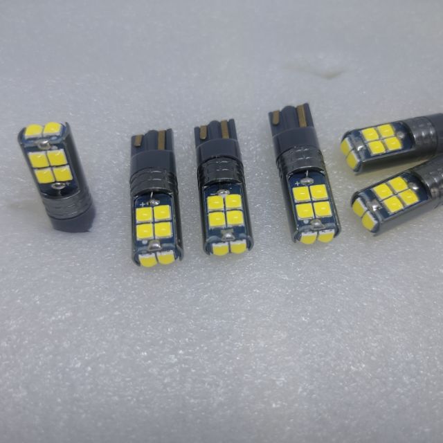 1 ชิ้นความสว่างสูง T10 6000K LED